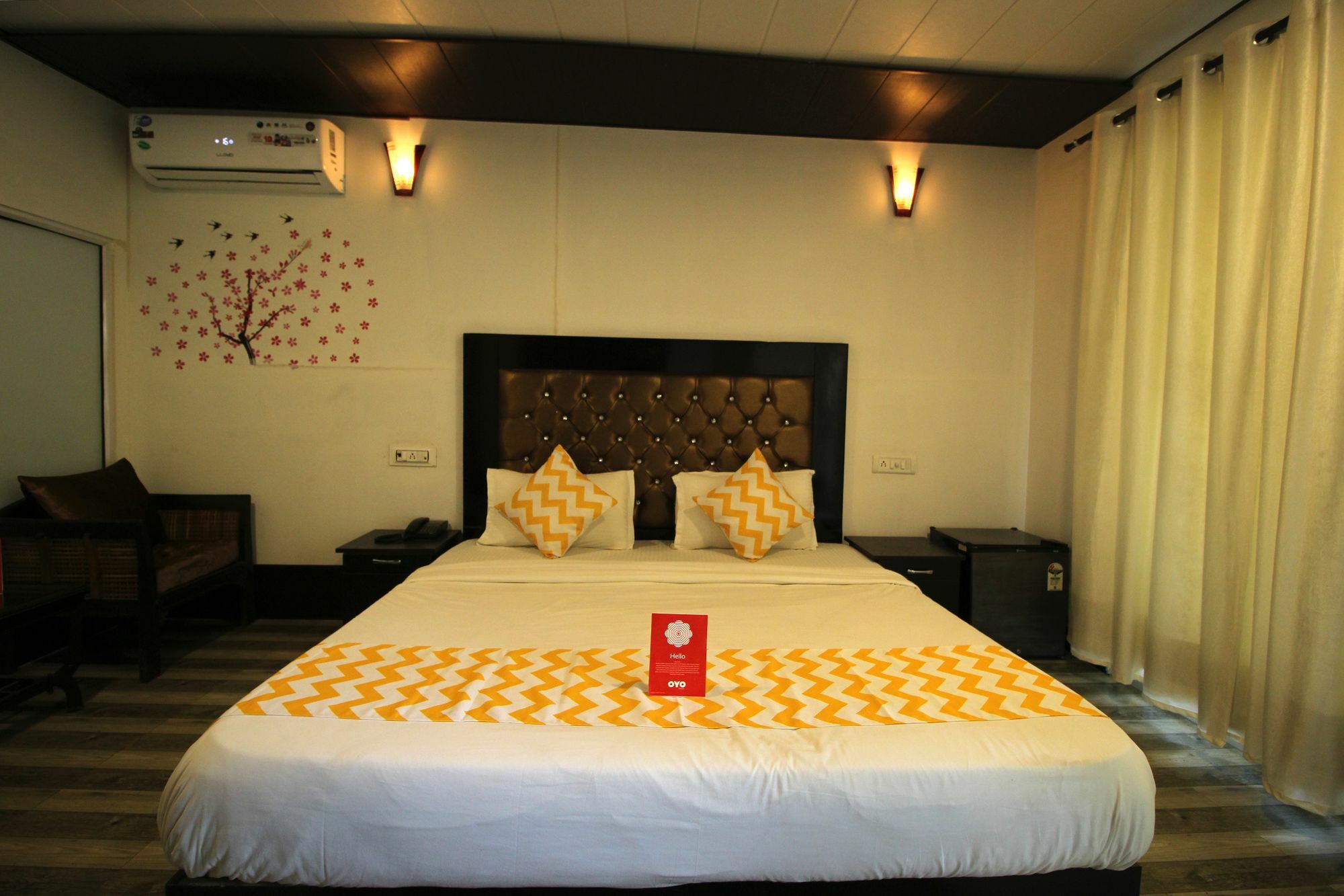 Collection O Retreat Morjim Resort Buitenkant foto