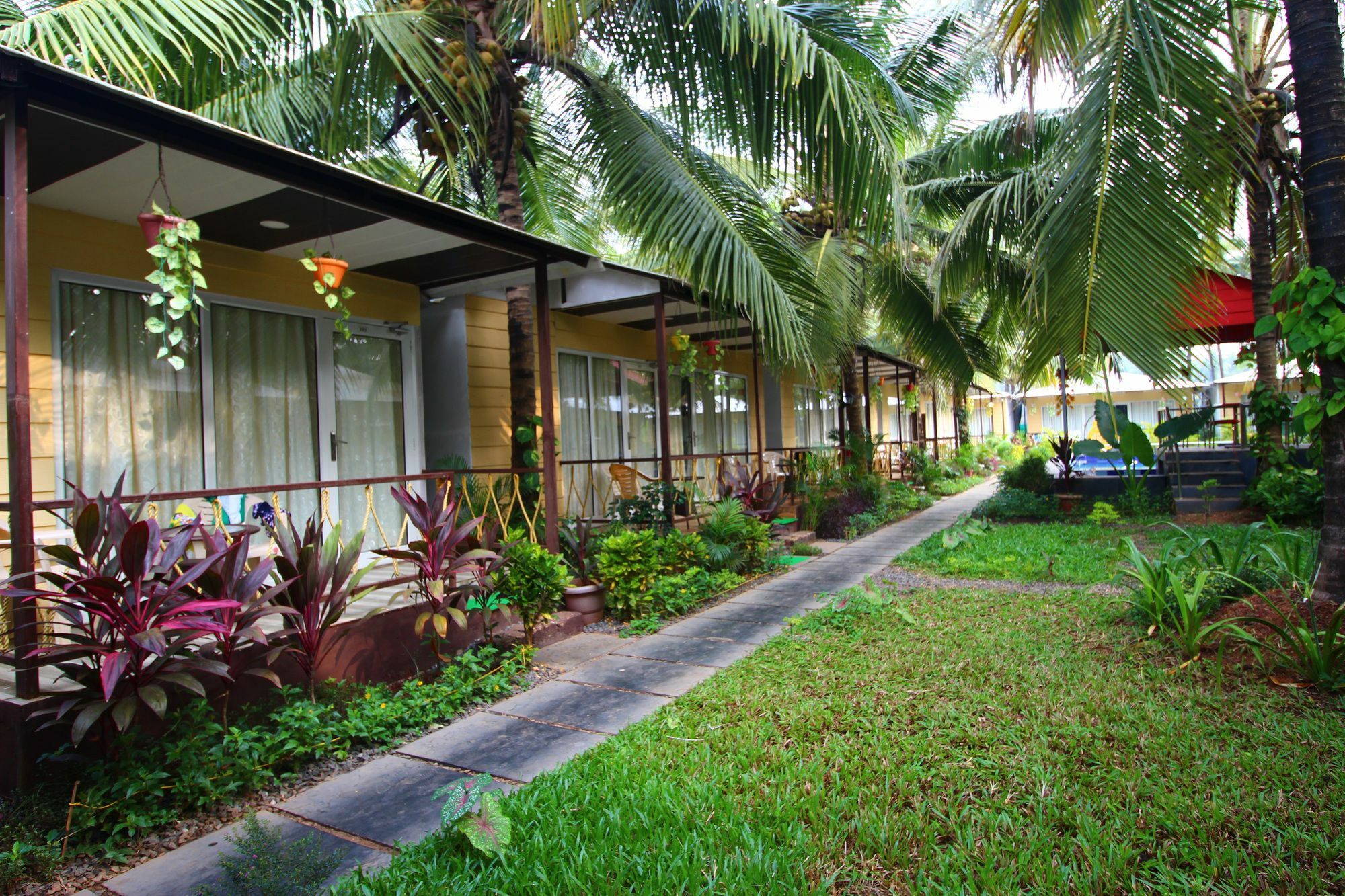 Collection O Retreat Morjim Resort Buitenkant foto